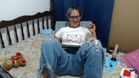 Snapshot of kattydirty144 chatting on 9, 7, 2026 angel online show from 9, 7, 2026