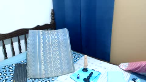 Snapshot of kattydirty144 chatting on 17, 7, 2026 angel online show from 17, 7, 2026