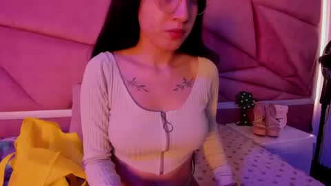 Snapshot of kattyqueenn_ chatting on 22, 7, 2026 Katty online show from 22, 7, 2026