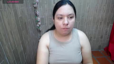 Snapshot of katy2425 chatting on 28, 10, 2025 Katy online show from 28, 10, 2025