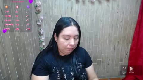 Snapshot of katy2425 chatting on 14, 11, 2025 Katy online show from 14, 11, 2025