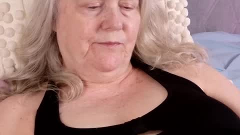 Snapshot of katy_nicole chatting on 24, 4, 2026 katy_nicole online show from 24, 4, 2026