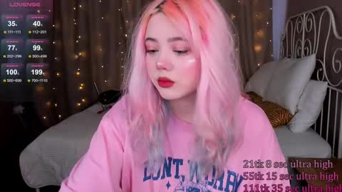 Yuki  online show from 9, 3, 2025