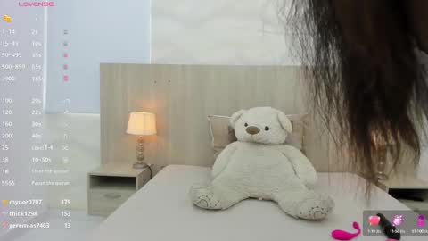   online show from 13, 9, 2025