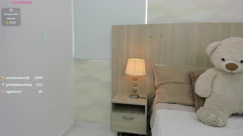   online show from 29, 9, 2025