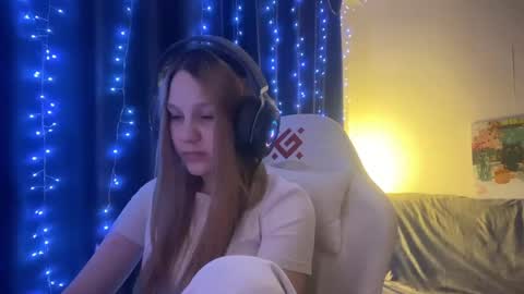 Amia online show from 19, 5, 2026