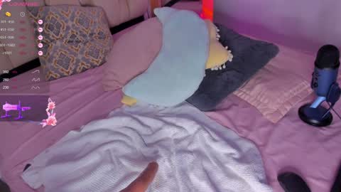 Kayla online show from 30, 1, 2025