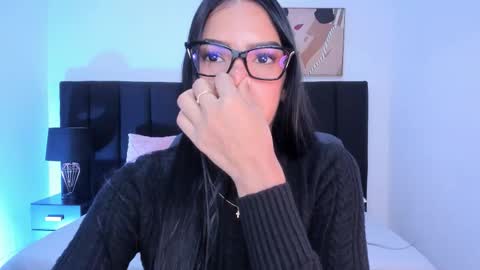 Kayla  online show from 4, 3, 2026