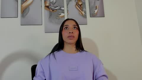 Kayla Batista INDEPENDENT ACCOUNT online show from 26, 4, 2026