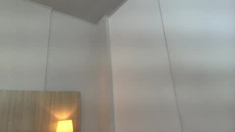 Snapshot of kayla_roux chatting on 9, 5, 2026 Kayla online show from 9, 5, 2026