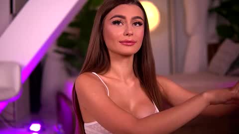 Snapshot of kaylabray chatting on 22, 9, 2025 kaylabray online show from 22, 9, 2025