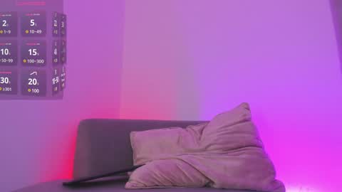 Kayla online show from 27, 1, 2025