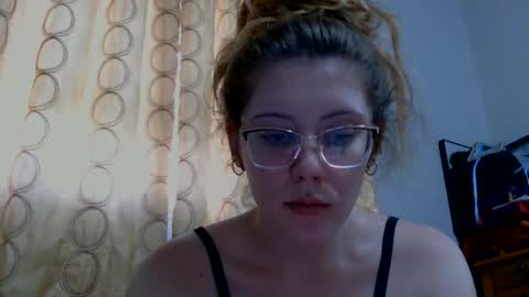 Snapshot of kayleekakesnslim chatting on 22, 5, 2026 kaylee kakes online show from 22, 5, 2026