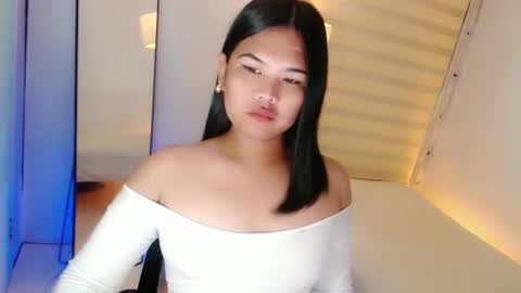 Y O U R        F U T U R E       K A Y L E E  online show from 10, 2, 2025