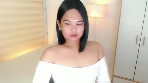 Y O U R        F U T U R E       K A Y L E E  online show from 22, 2, 2025