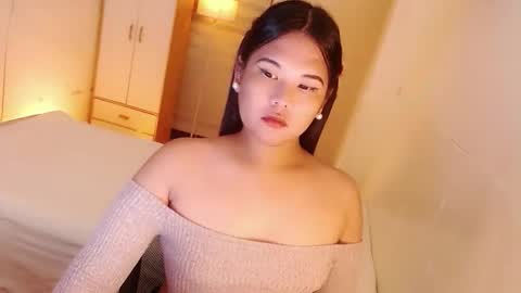 Y O U R        F U T U R E       K A Y L E E  online show from 15, 9, 2025