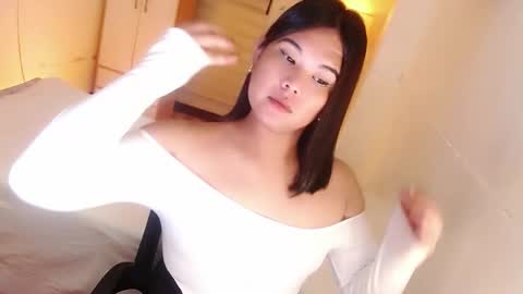 Y O U R        F U T U R E       K A Y L E E  online show from 1, 10, 2025