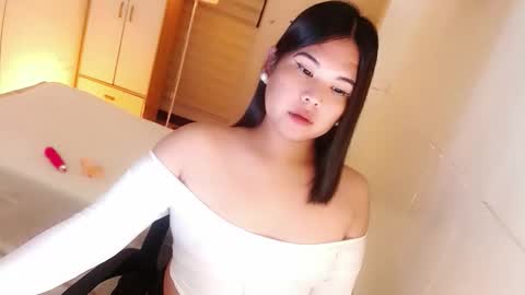 Y O U R        F U T U R E       K A Y L E E  online show from 4, 10, 2025