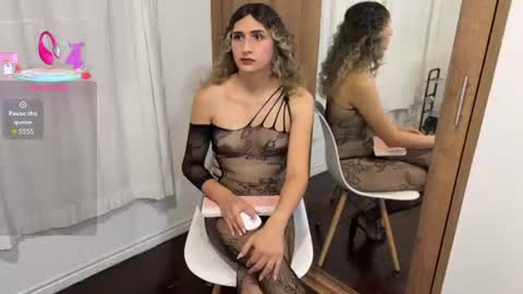 Kaylee Sims online show from 11, 6, 2026