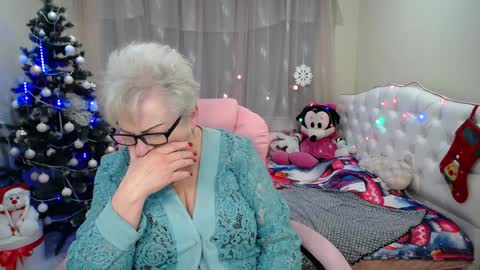 kaylesmoll online show from 31, 12, 2024