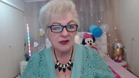 kaylesmoll online show from 17, 9, 2025