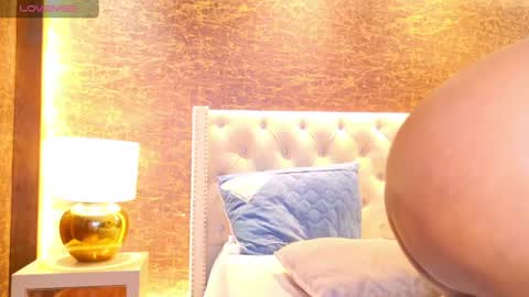  KAYLIE  online show from 11, 6, 2026