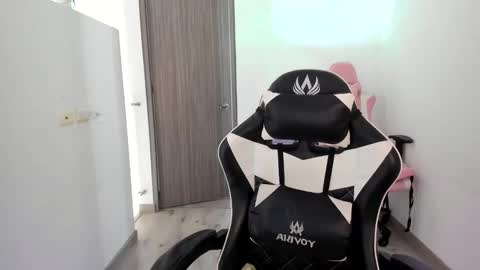 kaylie online show from 4, 12, 2025