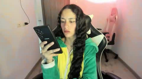 kaylie online show from 2, 2, 2026