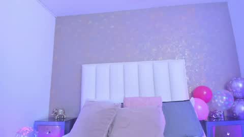 kayliebrooks online show from 25, 4, 2026