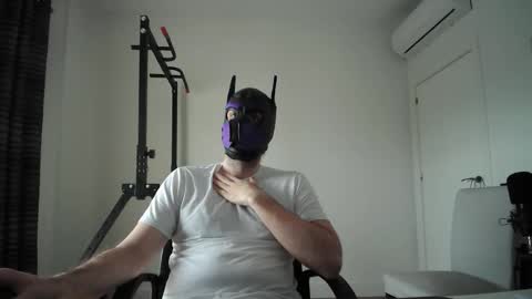 Neon online show from 14, 3, 2026