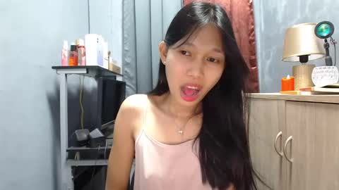 Its me Cora online show from 11, 9, 2025