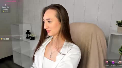 Kelly GMT 2 Su We Th Fr Sa   0300AM-09-00AM   online show from 9, 2, 2026