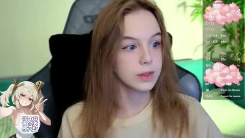 Snapshot of kebesheska chatting on 8, 11, 2025 Seb Polly Roxy Jonny online show from 8, 11, 2025