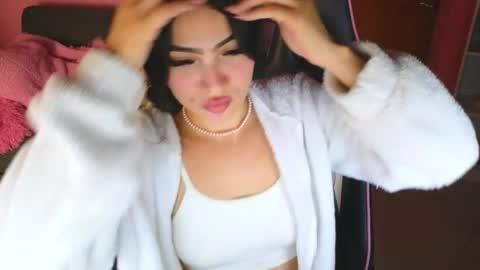 keeiity_moon online show from 25, 4, 2026