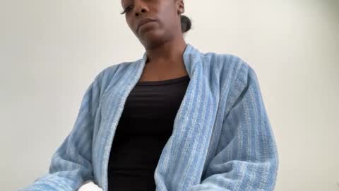 Snapshot of keephimcum69me chatting on 3, 12, 2025 Keephimcum69me online show from 3, 12, 2025