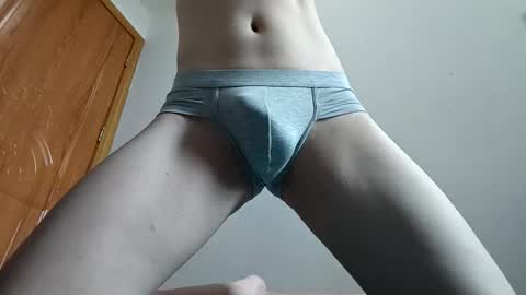 Eliot online show from 4, 2, 2025