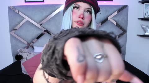 Keidy Monday to Saturday from 200 pm to 810pm  UTC-5 Colombia Time online show from 14, 1, 2025