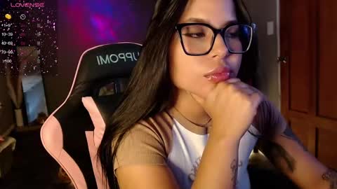 Snapshot of keikim_ chatting on 8, 10, 2025 Kimk online show from 8, 10, 2025