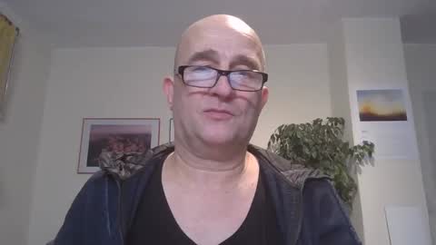 keilie1 online show from 28, 12, 2024