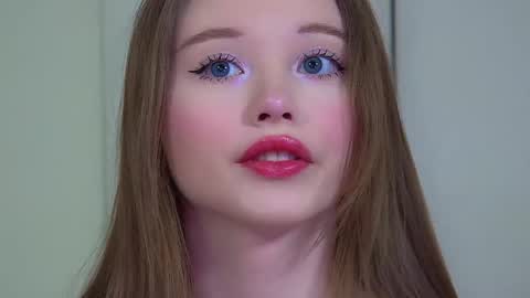 Keira online show from 26, 4, 2026