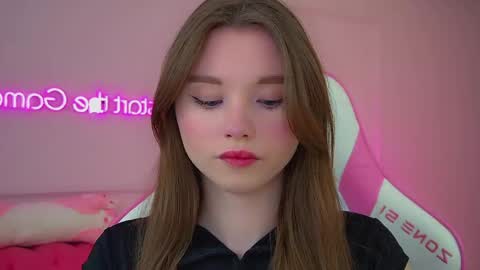 Keira online show from 9, 6, 2026
