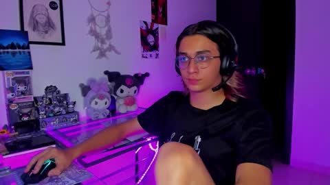 Snapshot of keita_moon chatting on 4, 3, 2026 Keita moon online show from 4, 3, 2026