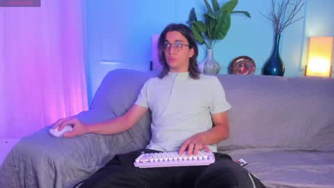 Keita moon online show from 19, 5, 2026