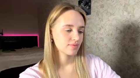 Sylvia online show from 17, 11, 2025