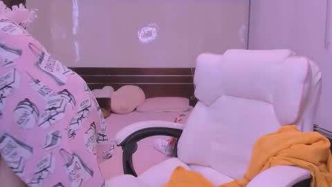 Kelly online show from 22, 4, 2026