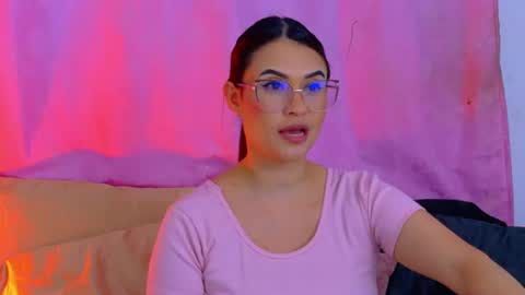elena online show from 22, 6, 2026