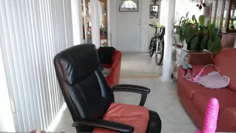 kellyanne Lynn but please call me fucktoy online show from 11, 1, 2025