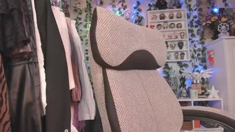 Snapshot of kellyasian chatting on 28, 12, 2024 Leia online show from 28, 12, 2024