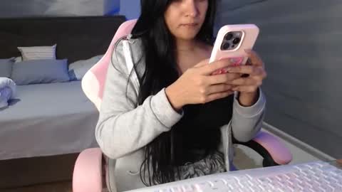 Kelly online show from 28, 4, 2026