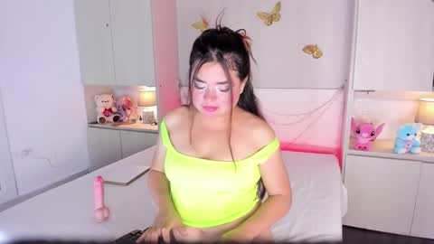 Snapshot of kellykallahan chatting on 13, 3, 2026 KELLY online show from 13, 3, 2026